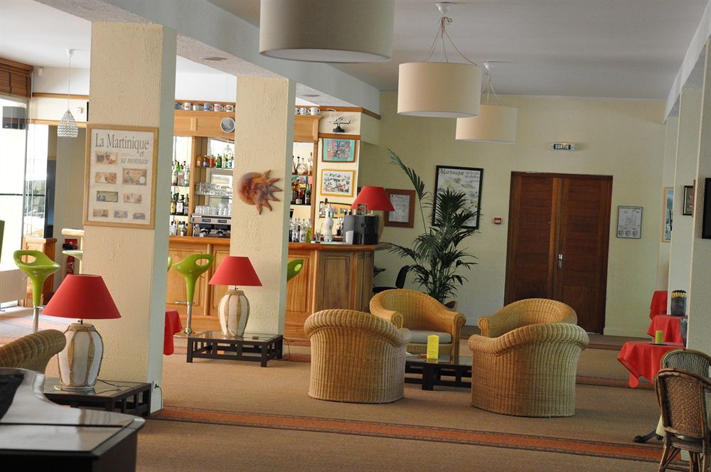 La Segaliere Hotel Spa Bar Cajarc Buitenkant foto